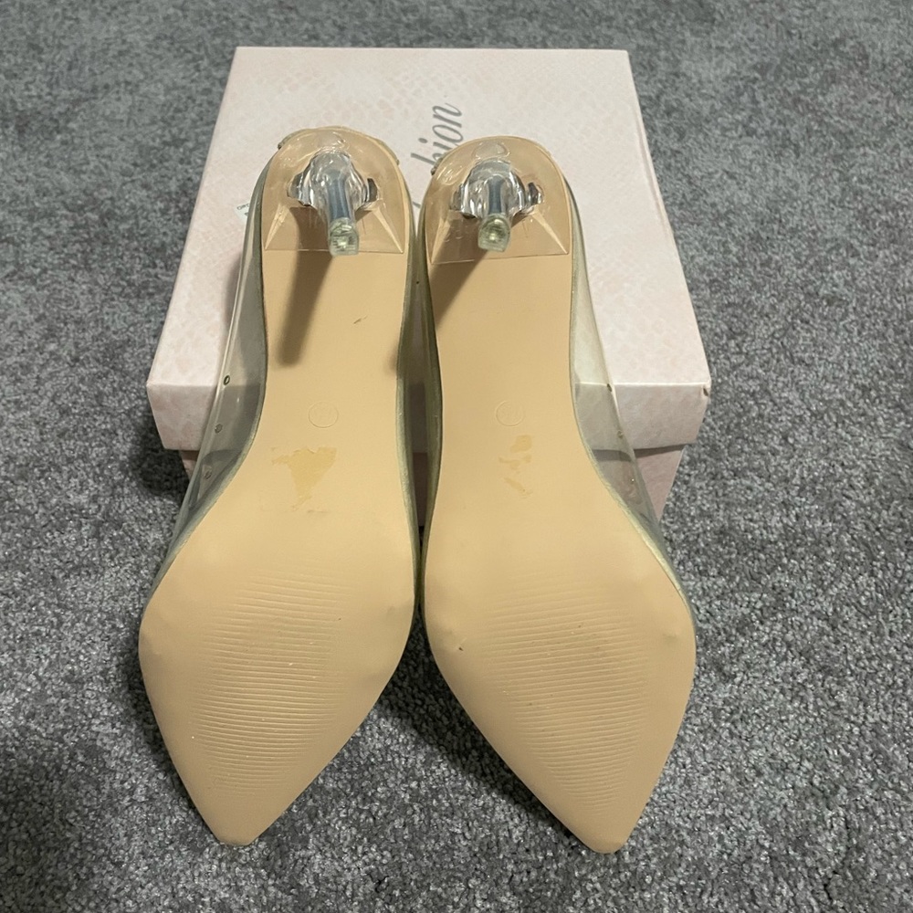 Nude/clear heels - Picture 10 of 12